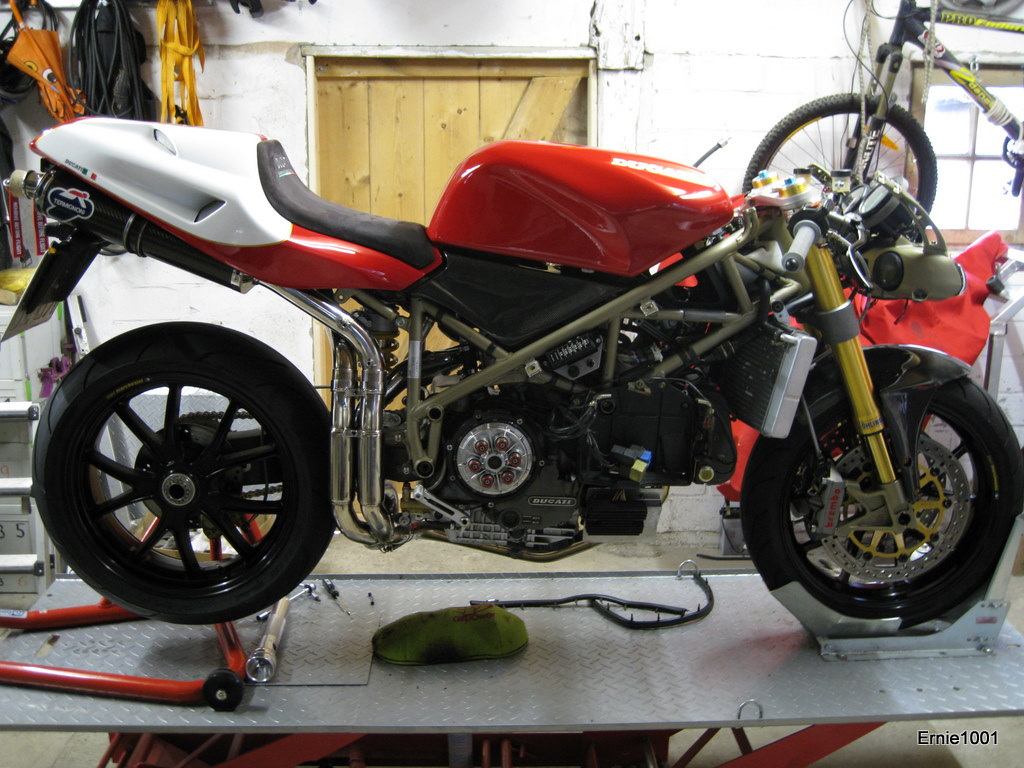 [Bild: b69nk756.jpg]