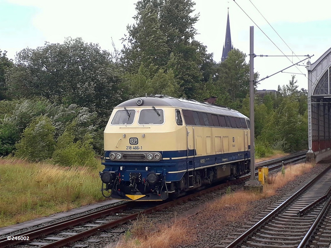 Drehscheibe Online Foren :: 03/02 - Bild-Sichtungen :: Blau- beige in