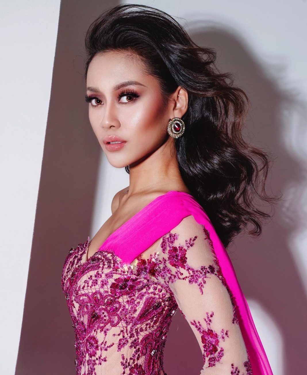 francisca luhong james vence miss universe malaysia 2020. 9m6pqcup