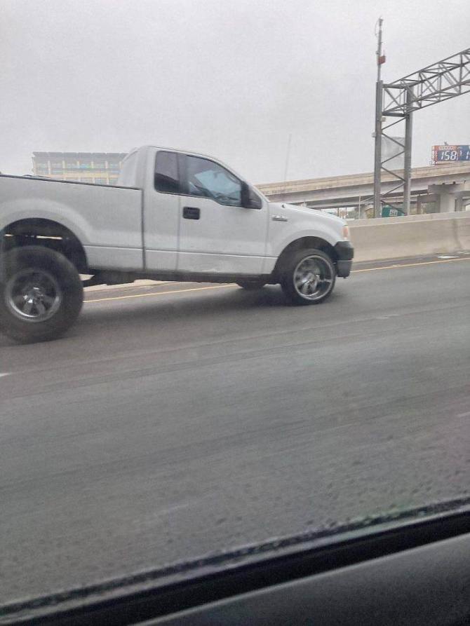 q5eh9ako.jpg
