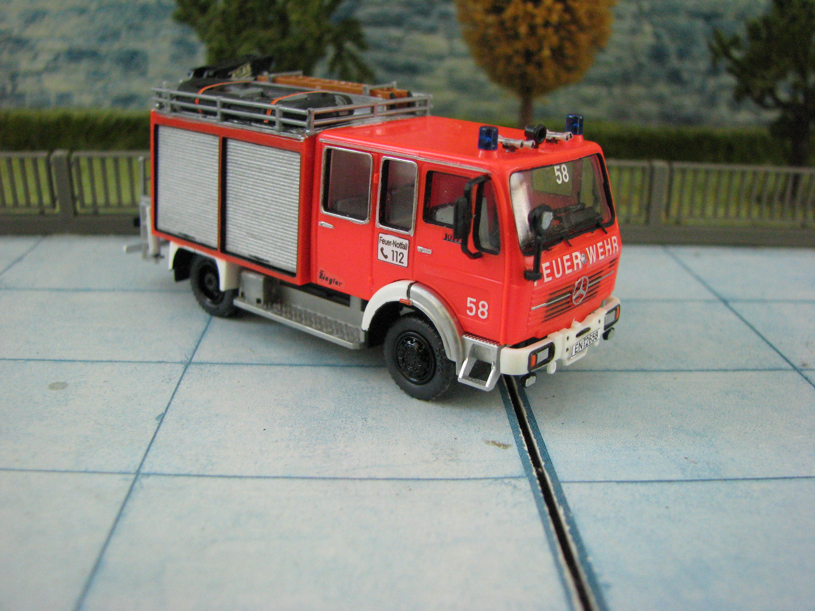 Mercedes-Benz 1017 GW-Wasserrettung