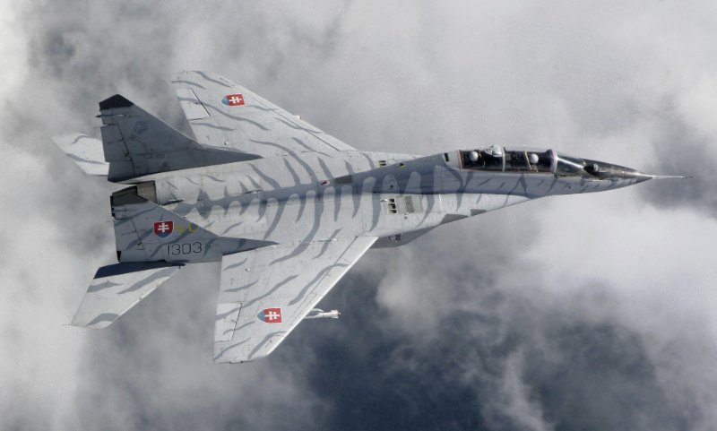 https://s12.directupload.net/images/user/200906/gj97kmbg.jpg